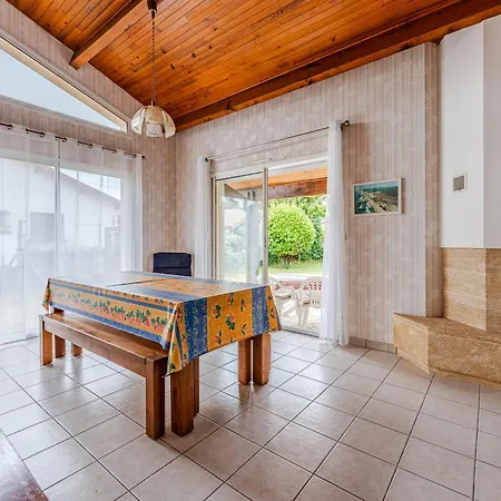 Maison A Biscarrosse: Proche Plage, Commerces, Jardin, Terrasse Avec Bbq, 5 Pers, Garage - Fr-1-521-247 * ביסקארוס